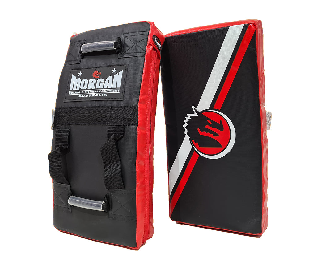 MORGAN CLASSIC JUNIOR CURVED HIT & STRIKE SHIELD